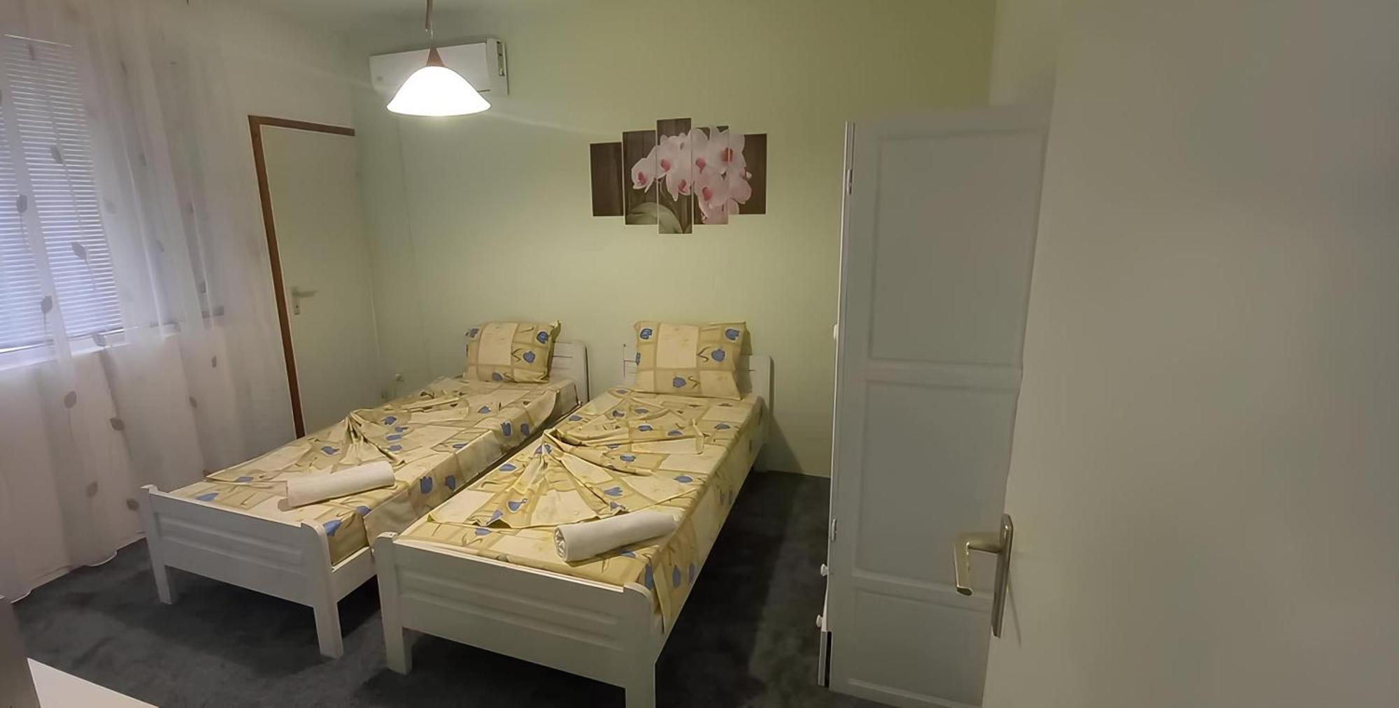 Guesthouse Flora Китен Екстериор снимка