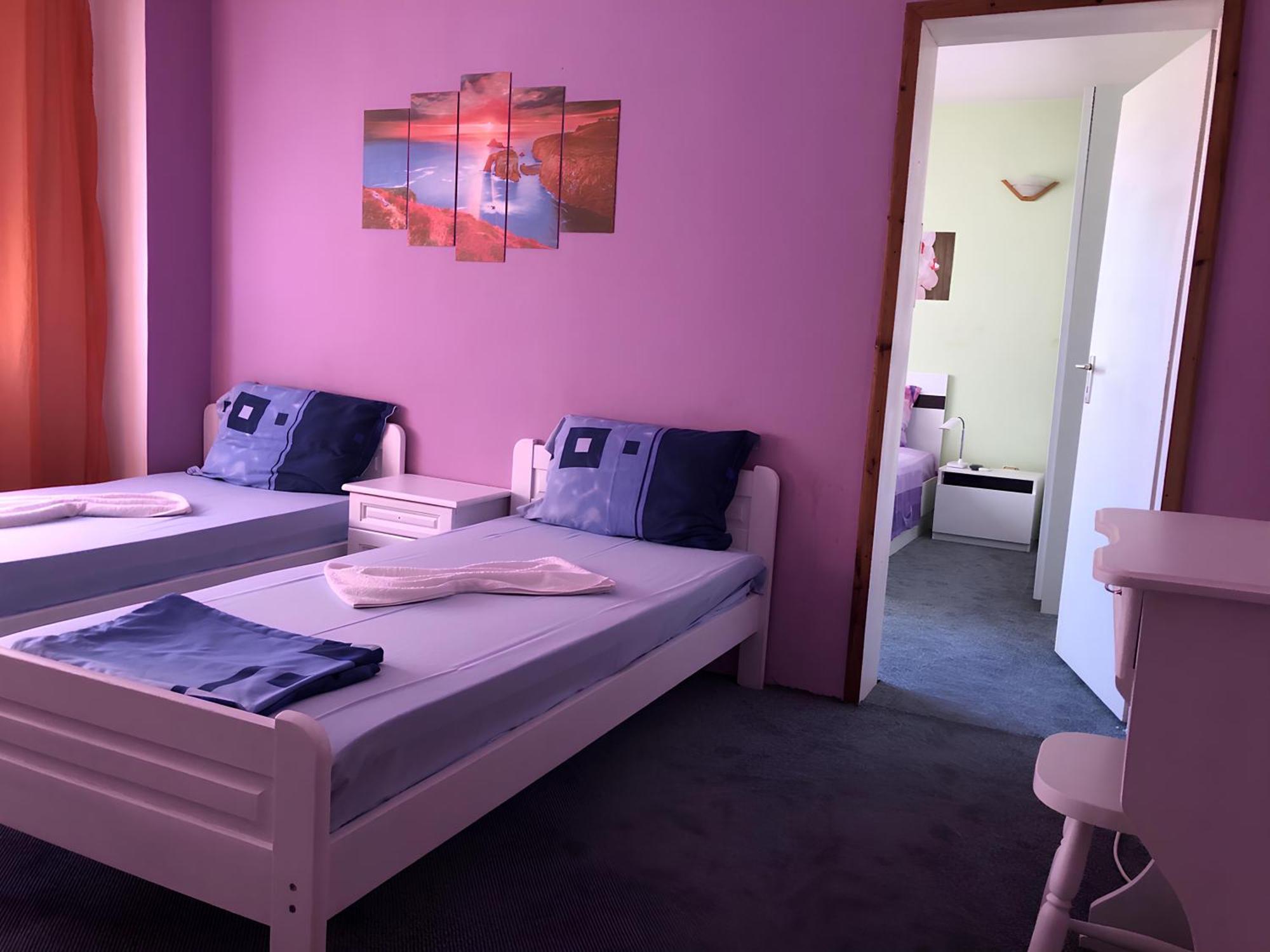 Guesthouse Flora Китен Екстериор снимка