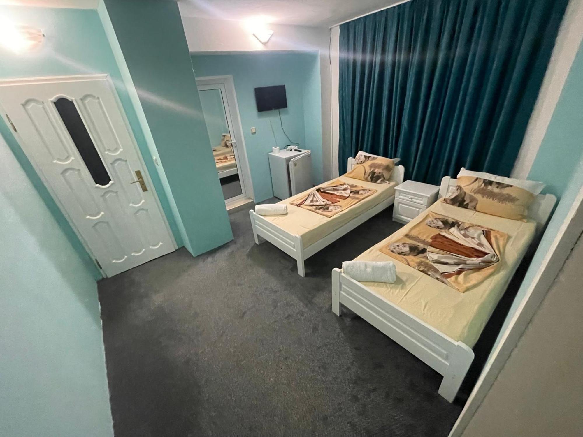 Guesthouse Flora Китен Екстериор снимка